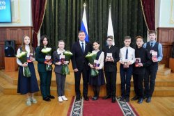 В Республике Алтай прошли торжественные мероприятия, посвященные Дню Конституции
