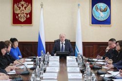 В правительстве рассмотрели вопросы межнациональных и межрелигиозных отношений в регионе