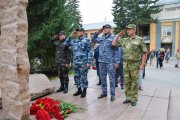 Фото 1 - Митинг памяти, посвященный Дню солидарности в борьбе с терроризмом, прошел в городе Горно-Алтайске